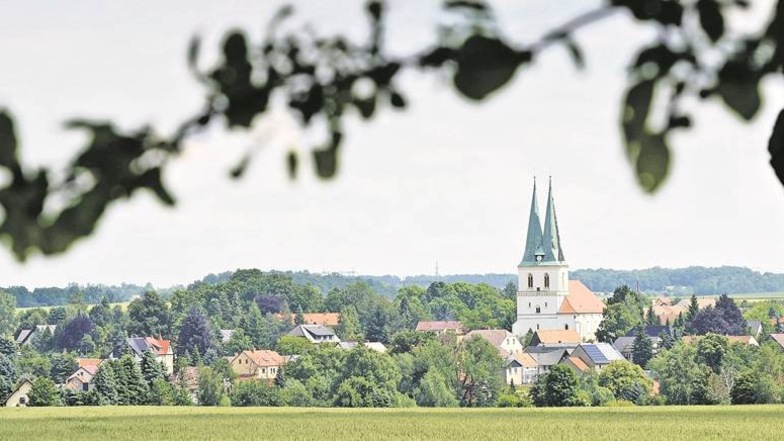 Die Kirche gehört zum Dorf – das ist nicht nur in Göda so. Im Bautzener Oberland wurden deshalb in den letzten Jahren auch einige Kirchen mit Geld aus dem Fördertopf für die ländliche Entwicklung saniert. Wie es in der Region mit dieser Förderung weiterge