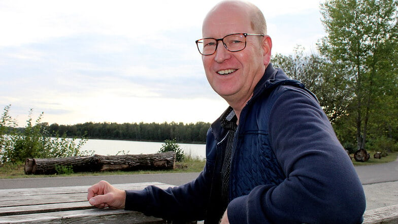 Uwe Lüders (hier am Bernsteinsee) ist der neue
Ortsvorsteher
von Burghammer, einem Dorf mit vergleichsweise vielen Menschen, die sich ehrenamtlich engagieren.