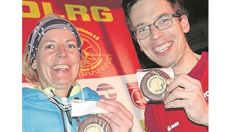 Die Schoko-Medaille gibt es zum Citylauf wieder, ob auch für die Vorjahressieger Katrin Schäfer und André Fischer?