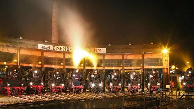 Ob passionierter Eisenbahnenthusiast, Familien mit Kindern oder Fotografen auf der Suche nach einzigartigen Motiven - das Dresdner Dampfloktreffen bietet für jeden etwas Besonderes und schafft unvergessliche Erinnerungen für alle Teilnehmer.