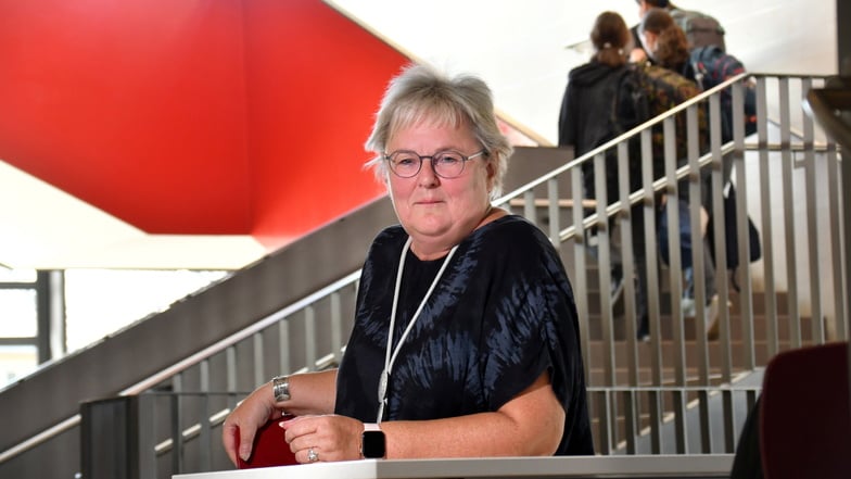Schulleiterin Sylvia Sobieraj hat sechs Prinzipien, nach denen das Gymnasium Bühlau funktioniert.
