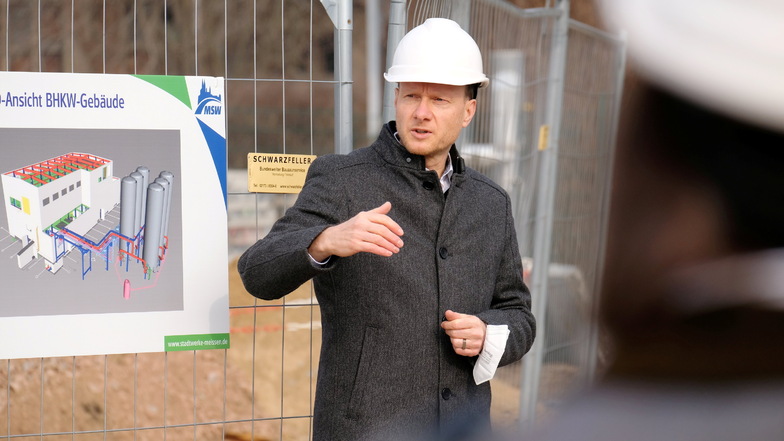 Tut etwas für die Umwelt und hilft seinen Kunden beim Sparen: MSW-Chef Frank Schubert legt am Donnerstag den Grundstein für ein hocheffizientes Blockheizkraftwerk.