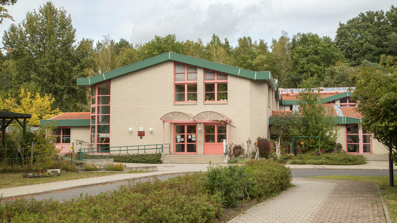 Die Gutenbergschule wird für 1,4 Millionen Euro grundlegend saniert. Die Förderschüler bekommen dabei einen neuen Schulklub gebaut. 