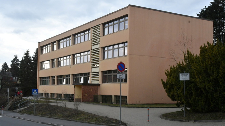 Die Sebnitzer Oberschule "Am Knöchel" war 2023 zur aktivsten "Schau rein!-Schule" im Landkreis gekürt worden.