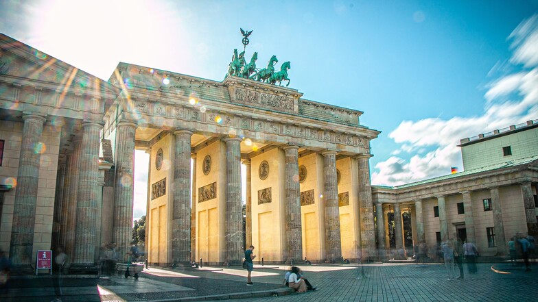 Das Brandenburger Tor zählt als Symbol der Wiedervereinigung Deutschlands.