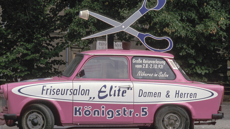 Friseurwerbung, Dresden, 1993. Elite-Filialen gibt es hier heute noch.