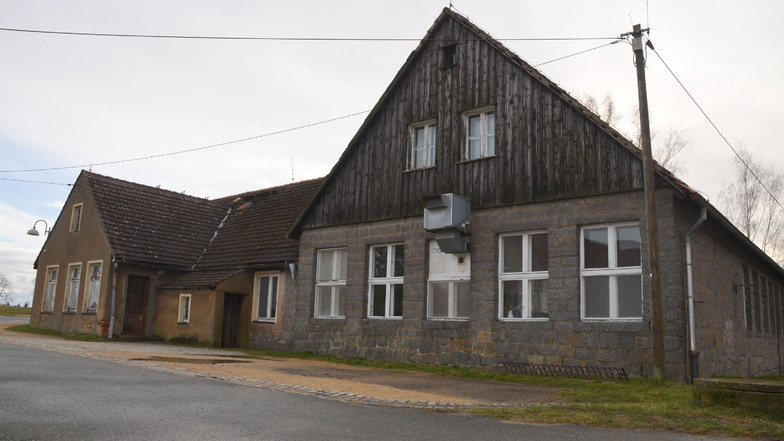 Die alte Schule in Königshain.