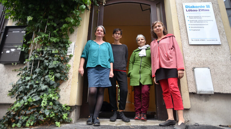 Beate Mühle, Mandy Schröder, Silke Hännsgen und Mathilde Mendt (v.l.) freuen sich über jeden ihrer Klienten..