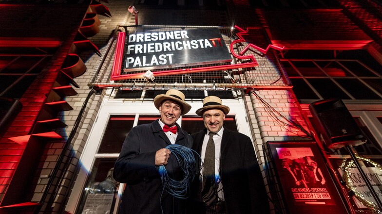 Aus Breschke & Schuch wurde am Freitagabend der Friedrichstatt Palast. Die beiden Geschäftsführer  Thomas Schuch (l) und Micha Winkler (r) wollen das Haus in Richtung Revuetheater entwickeln.