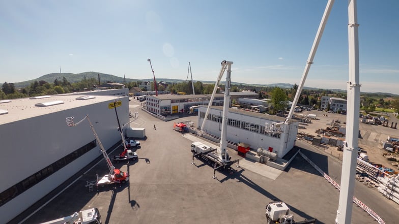 Zur Eröffnung der Werkserweiterung in Löbau präsentierte Palfinger sein gesamtes Produkt-Portfolio.