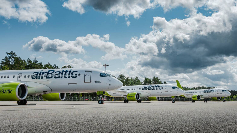 Air Baltic setzt eine Einheitsflotte von mehr als 40 Airbus A220 ein.