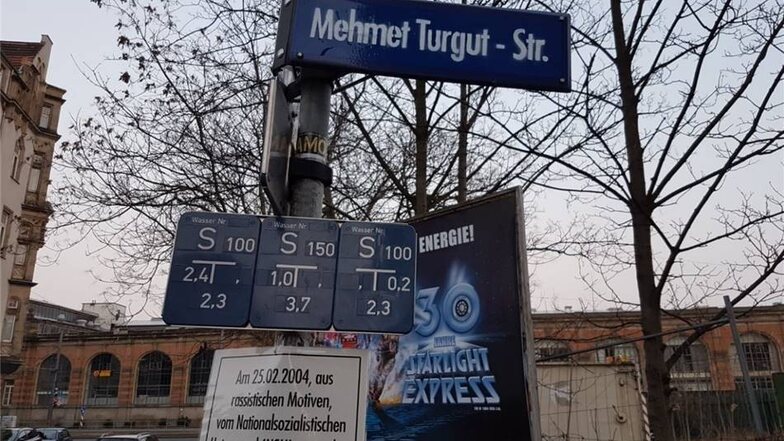 Aus der Adlergasse wurde die Mehmet Turgut Straße