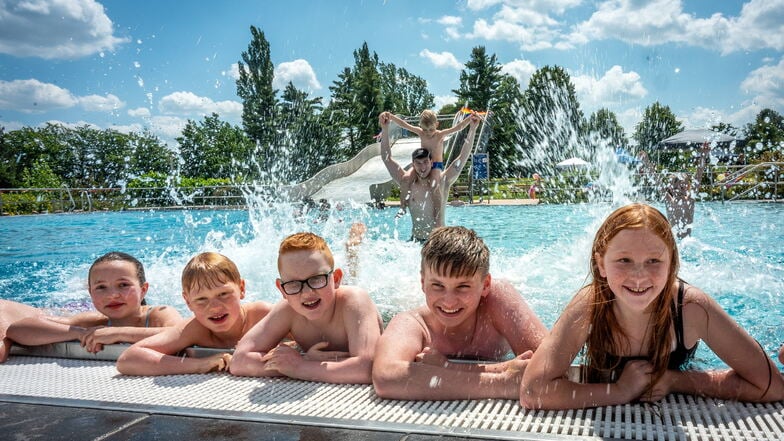 Anfang Juni war die Saison im Freibad Leisnig eröffnet worden. Dort ist an diesem Sonnabend der letzte Badetag geplant. Ab 1. September ist das Bad geschlossen – die Verlängerung der Saison ist trotz hochsommerlicher Temperaturen nicht möglich.