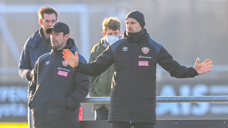 Optimistisch vor Dynamos nächstem richtungsweisenden Spiel: Alexander Schmidt (rechts) und Co-Trainer Ferydoon Zandi.