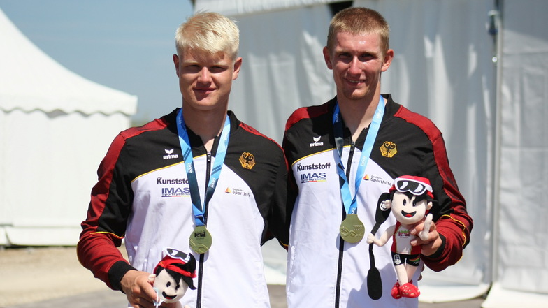 Tobias Hammer (l.) und sein Kanu-Partner Nico Paufler aus Essen sind jetzt U23-Weltmeister.
