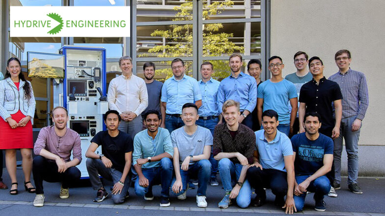 Die HYDRIVE Engineering GmbH betreibt For­schung und Ent­wick­lung auf dem Ge­biet der Antriebs­tech­nik, Steuerungs- und Regel­ungs­technik. Du willst die Entdeckerzone betreten? Dann freut sich das Team auf Deine Bewerbung als BA-Student*in!