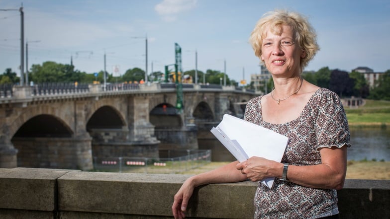 Simone Prüfer leitet das Straßen- und Tiefbauamt in Dresden.