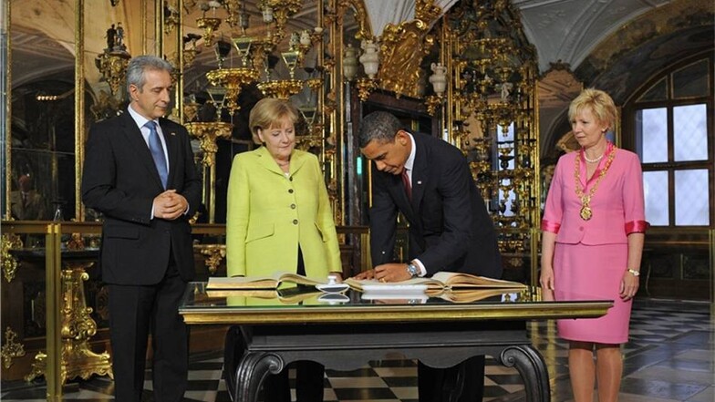 Ministerpräsident trifft US-Präsident. 2009 ist Barack Obama auf Kurzbesuch in Dresden.