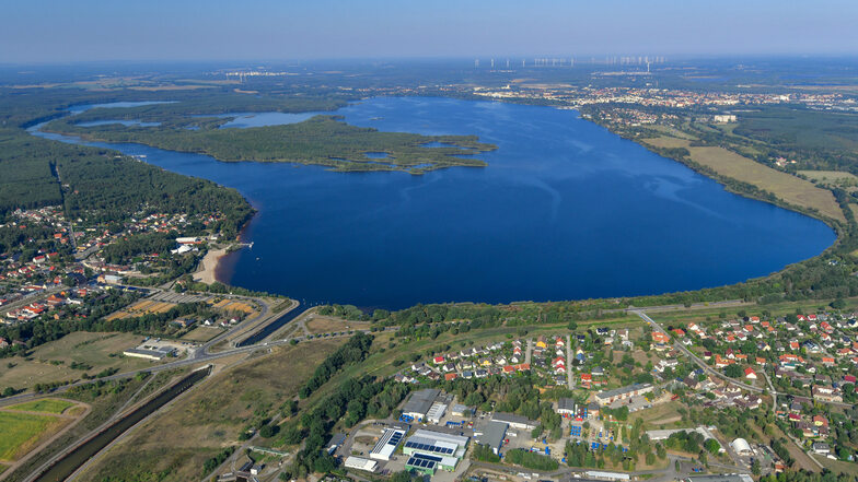 Der Blick auf den Senftenberger See in der Lausitz. Doch ist das Lausitzer oder doch das Leipziger Seendland besser?