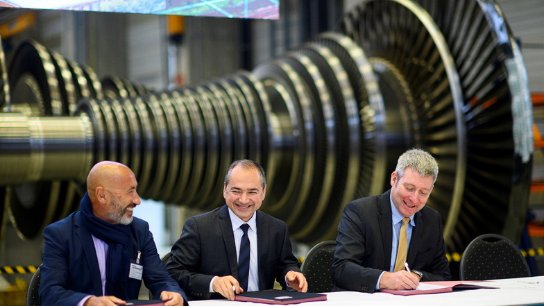 Bereits Ende 2019 unterzeichneten Vertreter von der TU Dresden, der Stadt und des Görlitzer Siemens-Werkes Absichtserklärungen zur Zusammenarbeit.