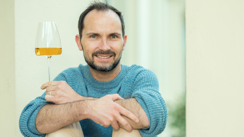 Silvio Nitzsche ist Sommelier und betreibt in Dresden die WeinKulturBar.