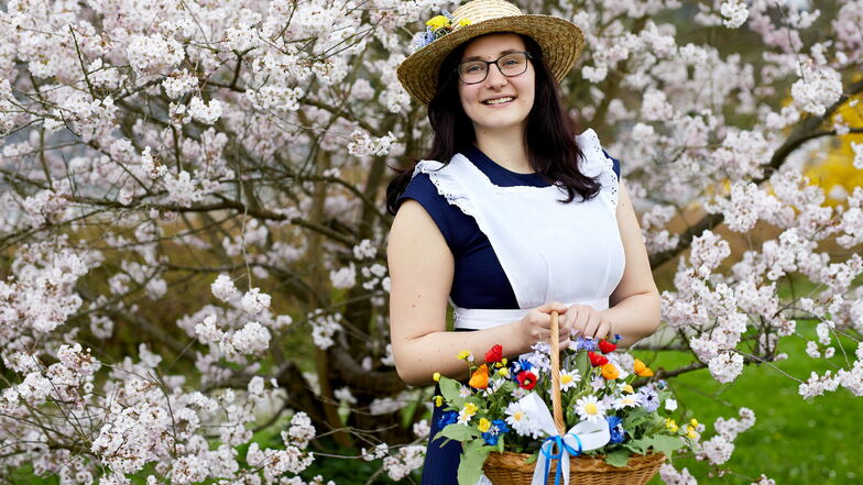 Jasmin Richter aus Lichtenhain ist das 23. Sebnitzer Blumenmädchen.