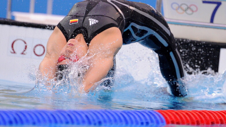 Als Rückenschwimmerin gewann Antje Buschschulte - hier bei den Olympischen Spielen von Peking 2008 - viele Medaillen, WM-Gold 2003 über 100 Meter war ihr größter Erfolg.