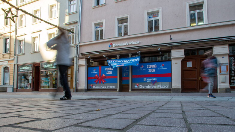 Wird am 15. Februar eröffnet: Die neue Filiale von Domino's Pizza in der Pirnaer Innenstadt.