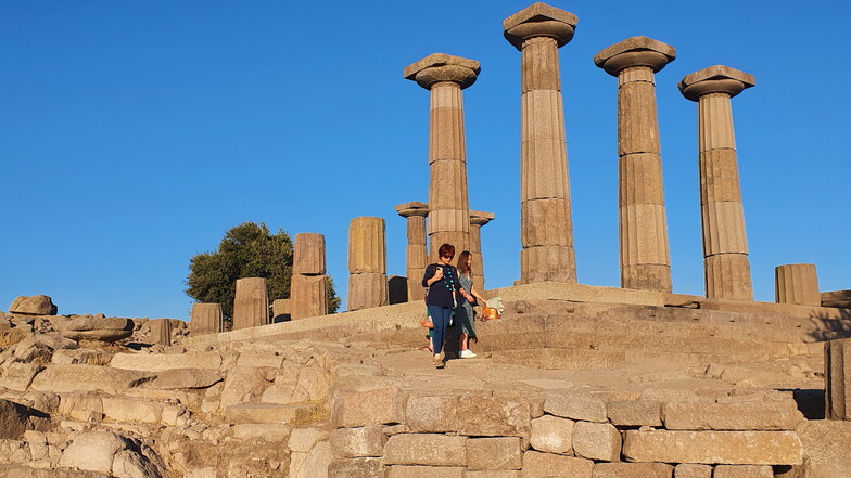Die antike Stadt Assos an der Küste nahe der Insel Lesbos sollte auf keinem Tourplan fehlen.