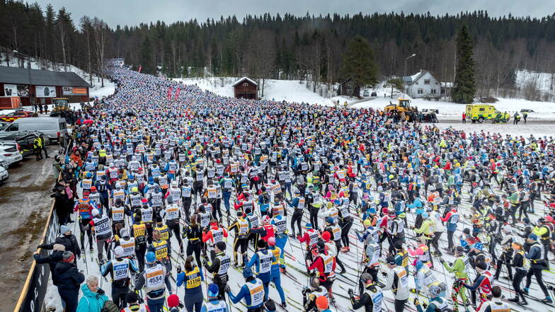 Start zum 100. Wasalauf am 3. März: 16.000 Sportler nahmen teil, darunter auch Ralf Kretschmar aus Nasseböhla.