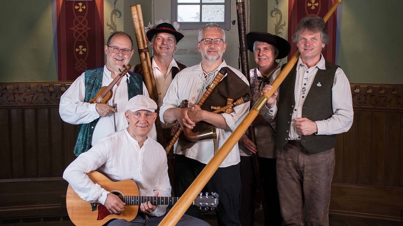 Dudelsack und Freunde spielen am Samstag im Rahmen des Lausitzer Musiksommers und von 800 Jahren Gröditz am dortigen Schloss.