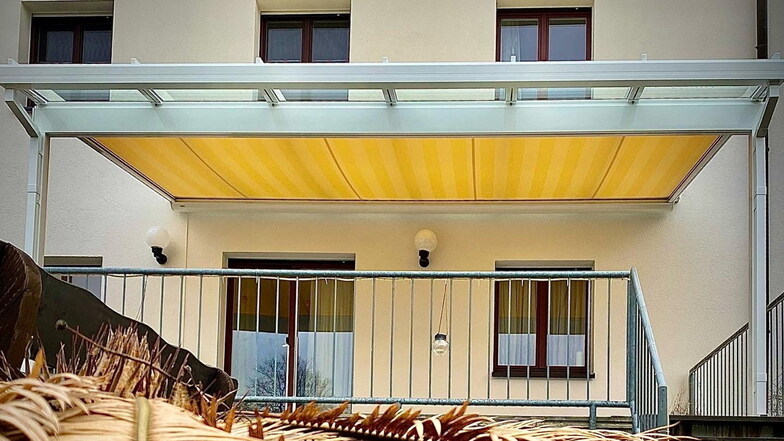 Die Terrassenüberdachungen werden individuell an die Kundenwünsche angepasst.