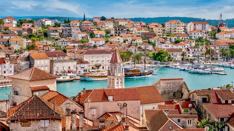 Exklusive Kreuzfahrt auf der MY Azzuro: Luxus und Komfort auf kroatischer See