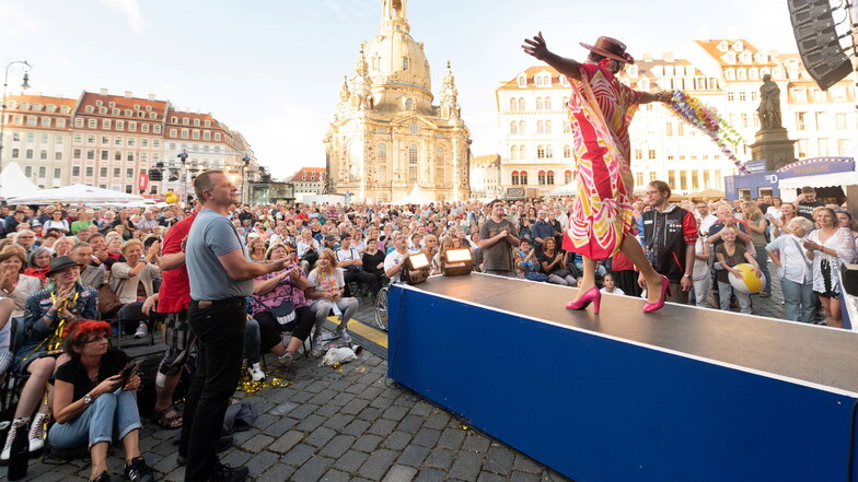 Etwa 500.000 Besucher kommen zum Dresdner Stadtfest. Geht es mit Auflagen und Zahlungsbescheiden so weiter wie bisher, ist auch die Zukunft des größten Dresdner Festes gefährdet.