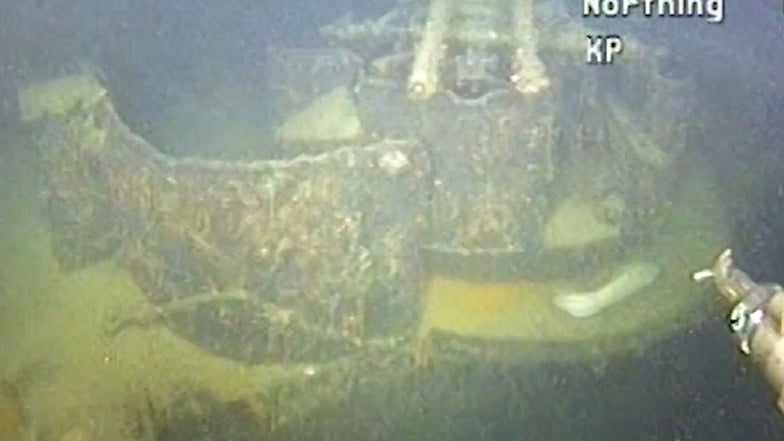 Dank der Kanonen auf Unterwasseraufnahmen wurde das Wrack genauer untersucht.