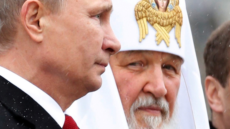 Wladimir Putin (l.) und Patriarch Kirill, Oberhaupt der russisch-orthodoxen Kirche