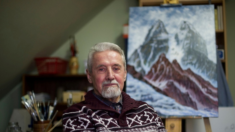 Die Berge und das Malen sind seine Welt: der Pirnaer Peter Popp.