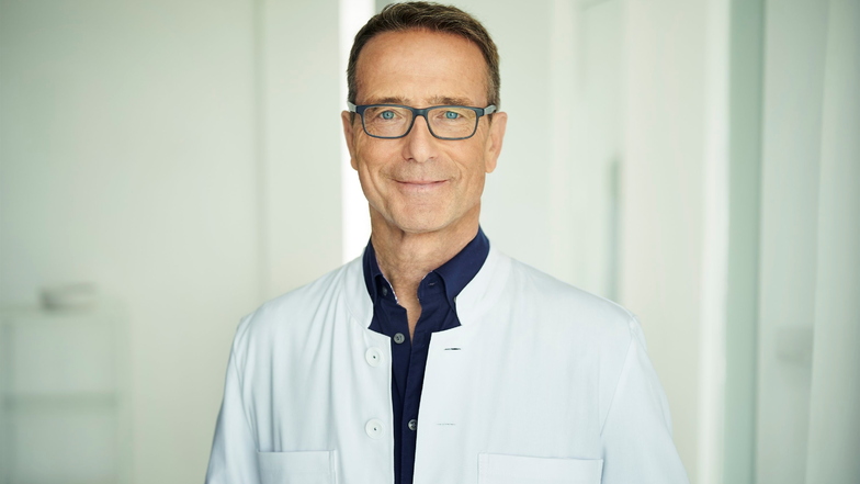 Matthias Riedl ist Facharzt für Innere Medizin und Diabetologe. Er ist Pressesprecher des Bundesverbandes Deutscher Ernährungsmediziner (BDEM).