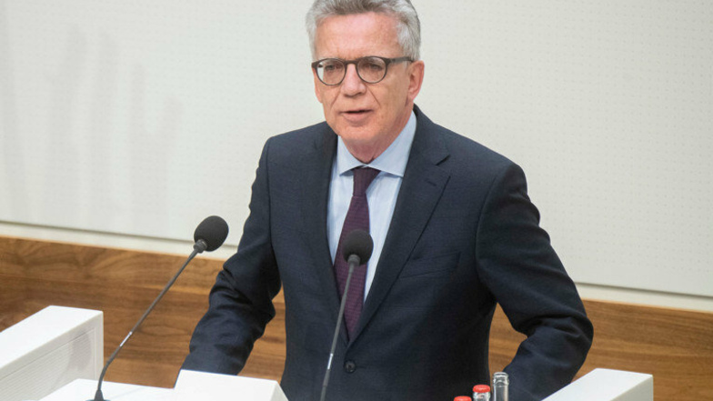 Ex-Bundesinnenminister Thomas de Maizière spricht am Sonntag in Dresden.