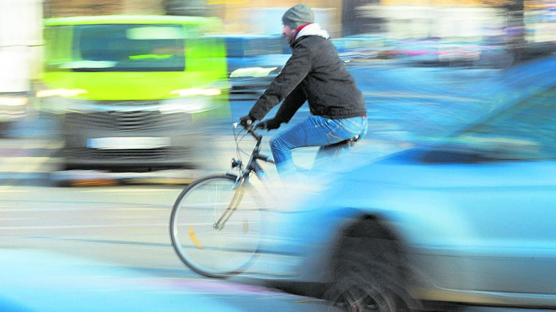 Die Stadt als Reallabor: Wie sich Radfahrer bewegen, schauen sich die Forscher an der TUD-Fakultät Verkehrswissenschaften „Friedrich List“ mithilfe von Daten genau an. Daraus entstehen neue Konzepte für den Radverkehr.
