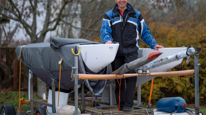 Maik Aberle aus Schwepnitz segelt bei der Para-WM in Warnemünde.