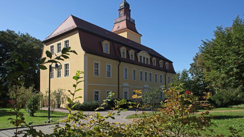 Das Schloss gehört zu den Sehenswürdigkeiten von Glaubitz.