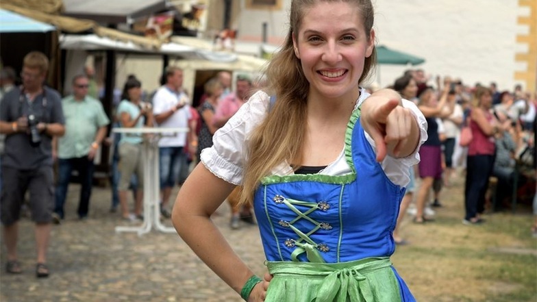 Vicky Schlegel ist mit 28 Jahren das älteste tanzende Mitglied der Tanzperlen des Zschopautals. Für die Jubiläumsshow im Dezember sucht sie ehemalige Mitstreiterinnen.