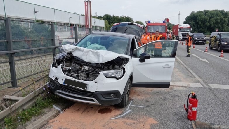 An der Kreuzung B173/Sachsenallee in Kesseldorf ereignete sich am Mittwoch gegen 12.30 Uhr ein Unfall. Daran beteiligt war auch dieser Opel.