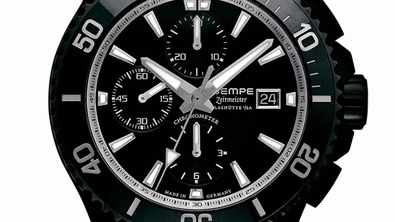 Eine Uhr für Taucher Mit der Zeitmeister Sport Taucher Chronograph wendet sich Wempe an die sportlich-aktive Menschen. Die Uhr mit dem Automatikwerk kostet 3 975 Euro .