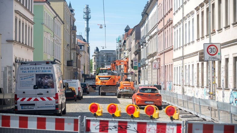 Seit Montag wird die Katharinenstraße in Dresden umfassend saniert.