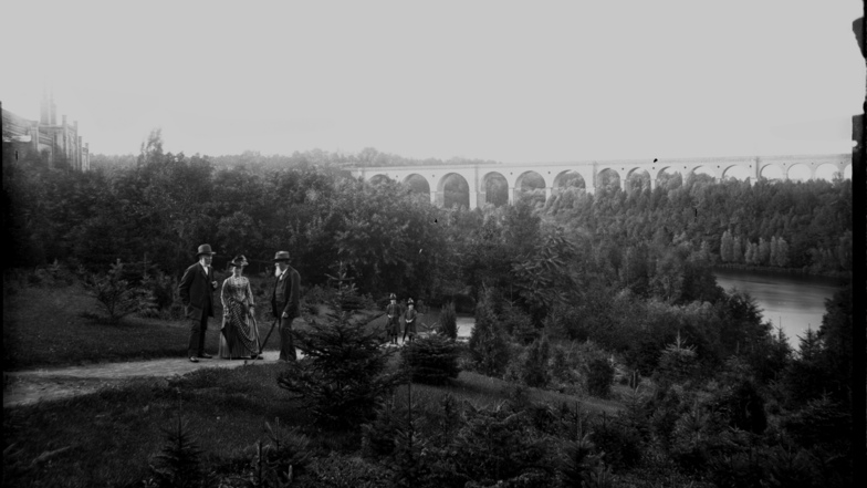 Das 1847 vollendete Eisenbahn-Viadukt ist eines der Kalender-Motive.