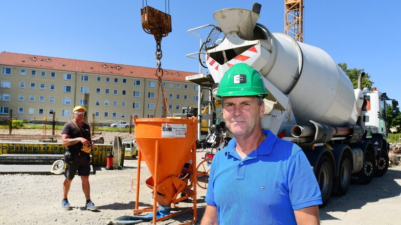 Bauherr Frank Eichstädt hatte für den Aldi-Neubau viele Hürden zu nehmen. Er hofft auf eine Schlüsselübergabe im Dezember.