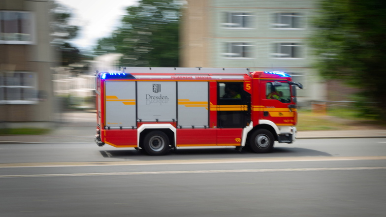 Feuerwehr findet Leiche bei Einsatz in Dresden - und wird dann angegriffen