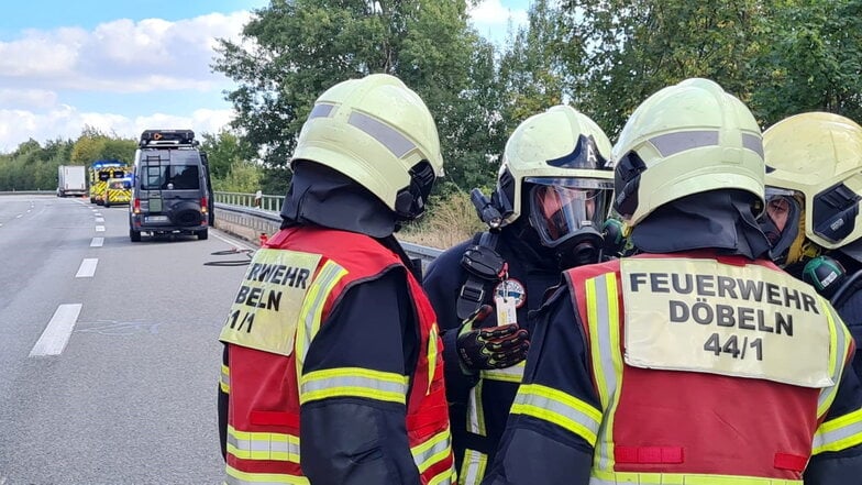 Aus einem Camper trat nach einem Unfall auf Höhe der Autobahnauffahrt Döbeln Ost Gas aus.